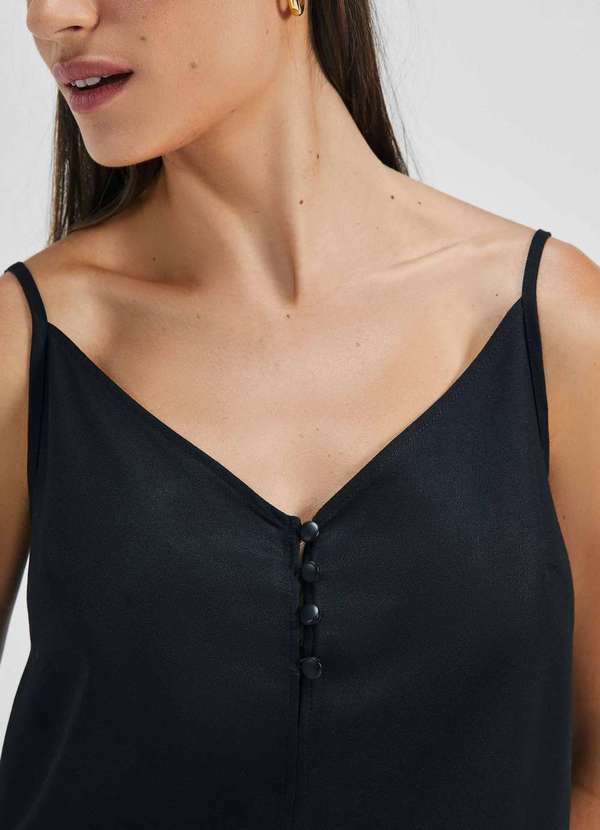 Hering - Regata Feminina com Botoes em Viscose Creponada Preto 2