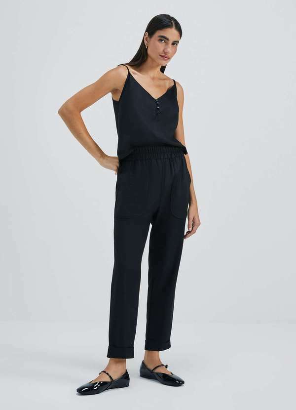 Hering - Regata Feminina com Botoes em Viscose Creponada Preto 4