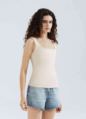 Hering - Regata Feminina Decote em Ribana - HERING