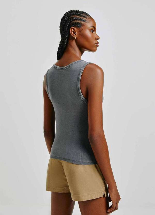 Hering - Regata Feminina Decote U em Ribana Canelada Preto 3