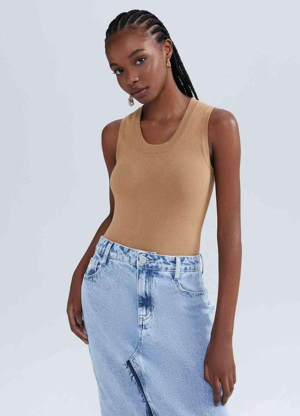 Hering - Regata Feminina Decote U em Trico Leve Marrom