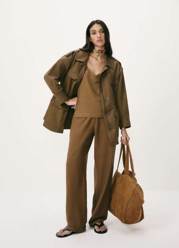 Hering - Regata Feminina Decote V Algodao e Linho Marrom 2