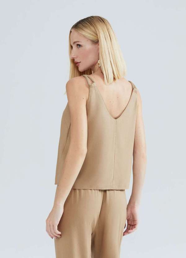 Hering - Regata Feminina Decote V em Viscolinho Bege 3