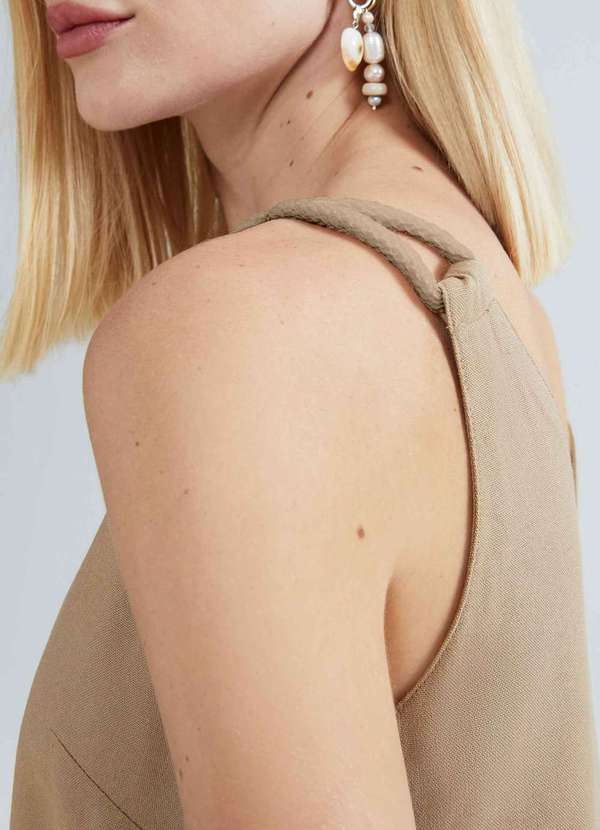 Hering - Regata Feminina Decote V em Viscolinho Bege 4