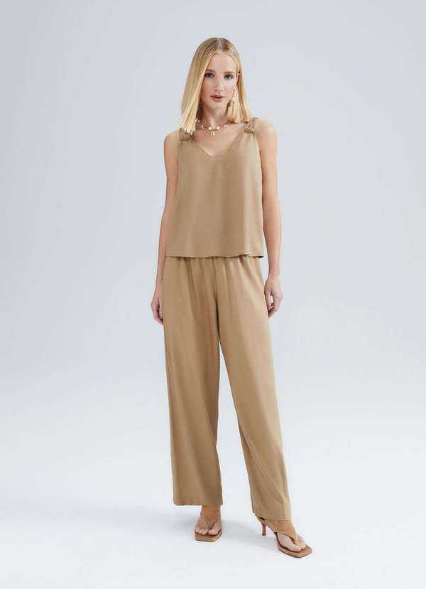 Hering - Regata Feminina Decote V em Viscolinho Bege 5