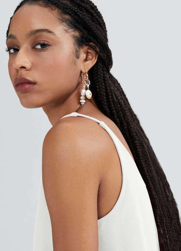 Hering - Regata Feminina em Tecido Creponado Branco 2