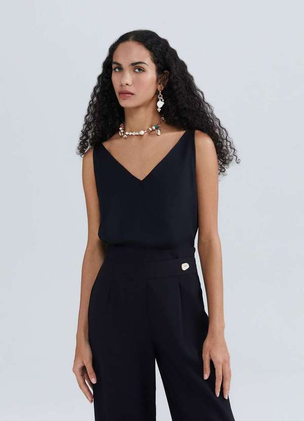 Hering - Regata Feminina em Tecido Creponado Preto