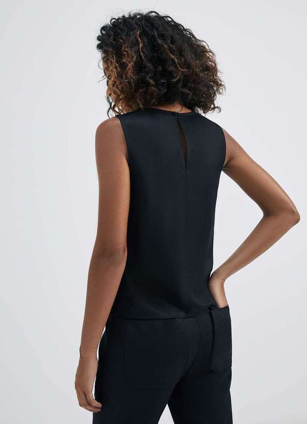 Hering - Regata Feminina em Viscose Creponada Preto 3