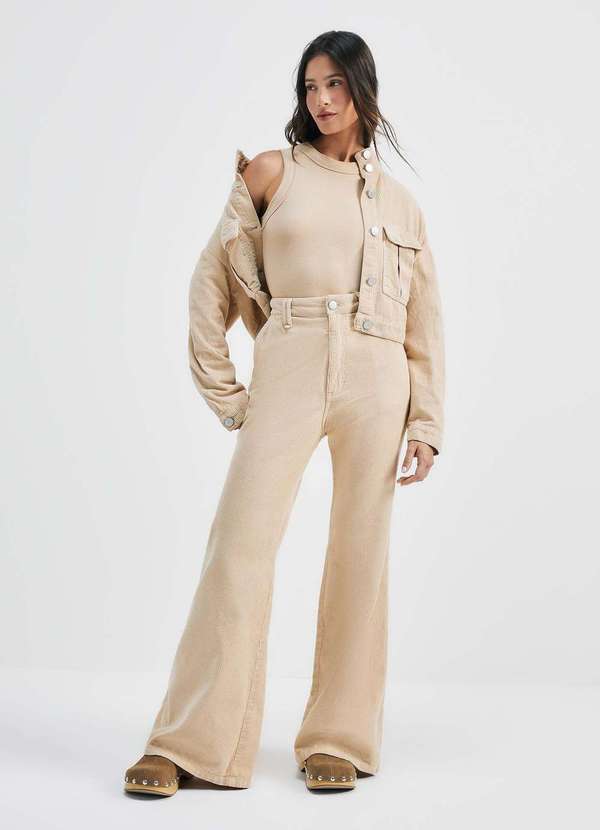 Hering - Regata Feminina Slim em Ribana Canelada Bege 4