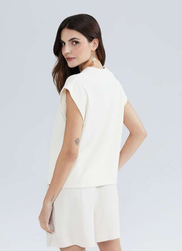 Hering - Regata Muscle Feminina em Ribana Bege 3