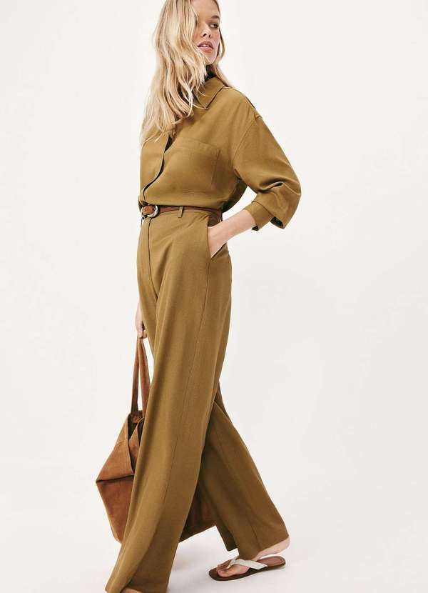 Hering - Calca Feminina Reta em Tecido Rustico Marrom 5