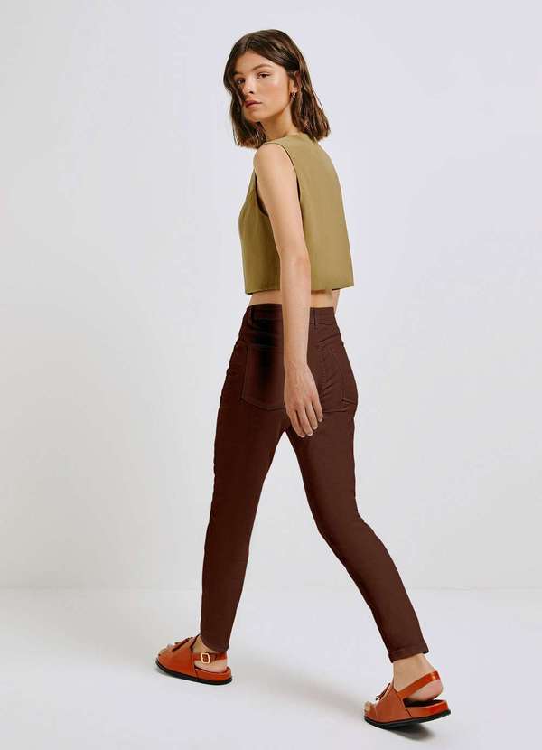 Hering - Calca Feminina Skinny Cintura Alta em Sarja Marrom 3
