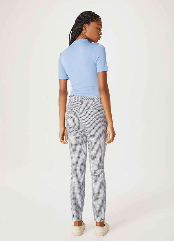 Hering - Calca Feminina Slim em Alfaiataria Azul 3