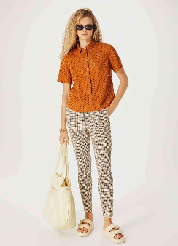 Hering - Calca Feminina Slim em Alfaiataria Marrom