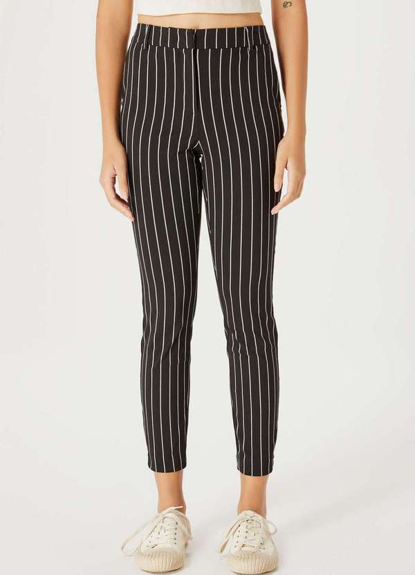 Hering - Calca Feminina Slim em Alfaiataria Preto 4