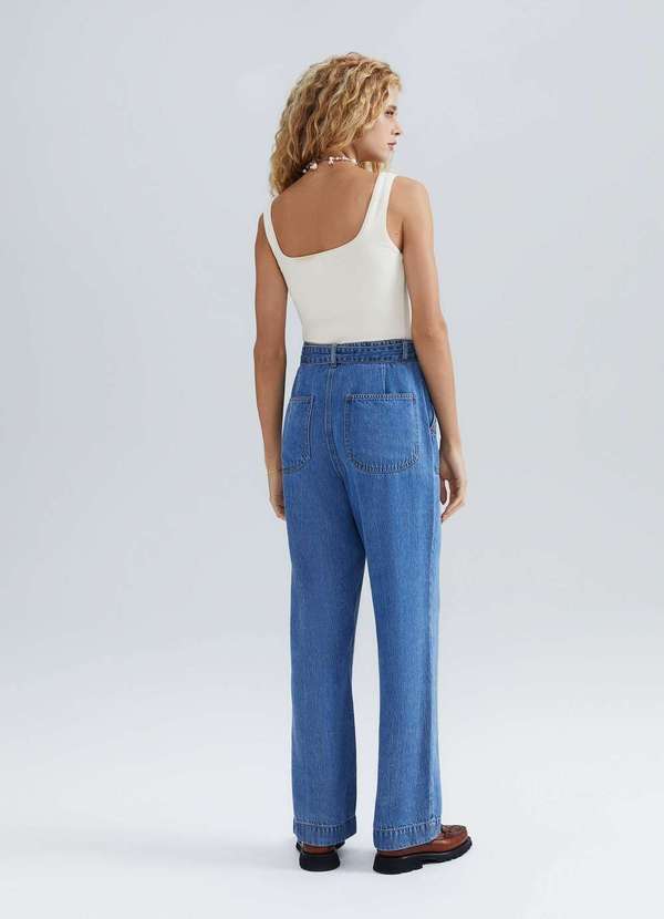 Hering - Calca Jeans Feminina Reta Cintura Media com Cinto Azul 3