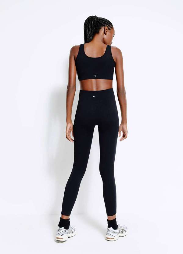 Hering - Calca Legging Esportiva Feminina sem Costura Preto 7