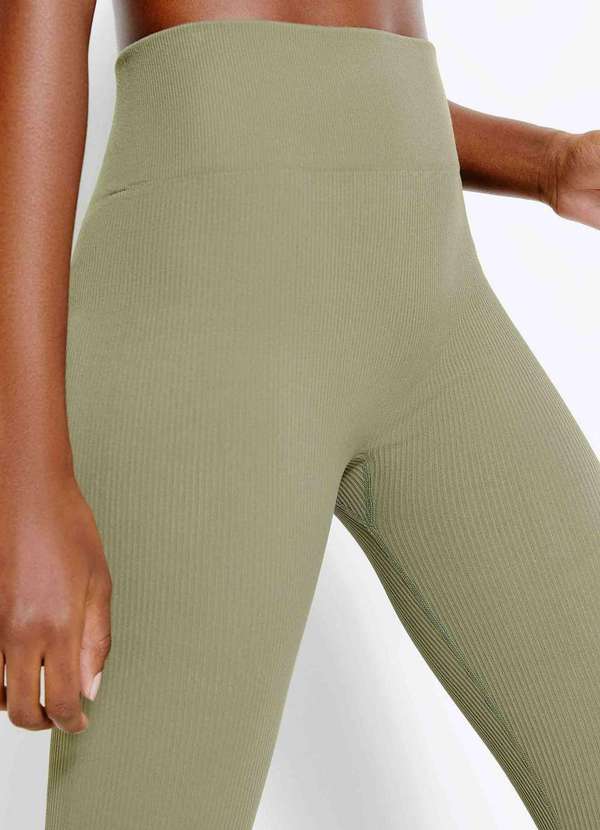 Hering - Calca Legging Esportiva Feminina sem Costura Verde 2