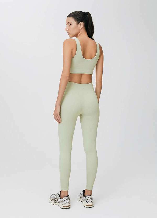Hering - Calca Legging Esportiva Feminina sem Costura Verde 3
