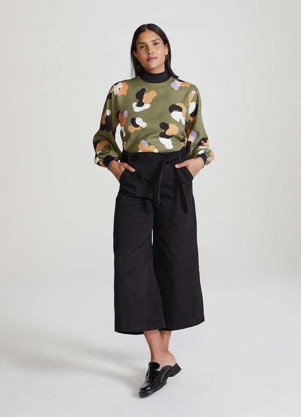 Hering - Calca Pantacourt Feminina Cintura Alta Preto 2