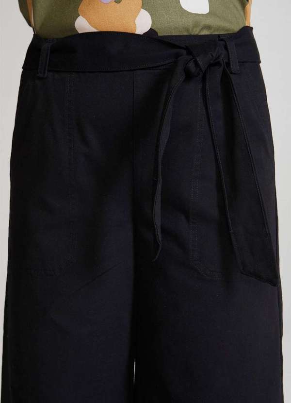 Hering - Calca Pantacourt Feminina Cintura Alta Preto 6