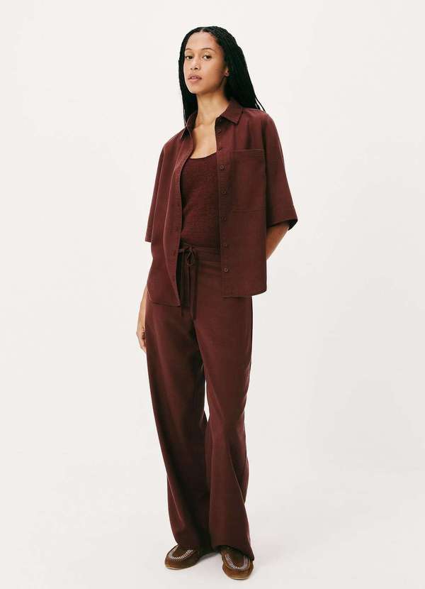 Hering - Camisa Feminina Manga Curta em Liocel Marrom 2