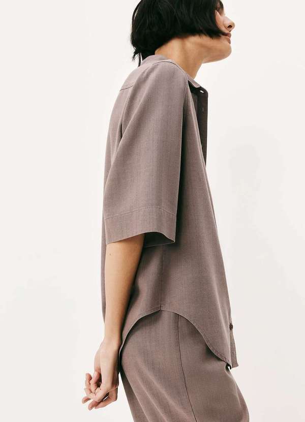 Hering - Camisa Feminina Manga Curta em Liocel Cinza 2