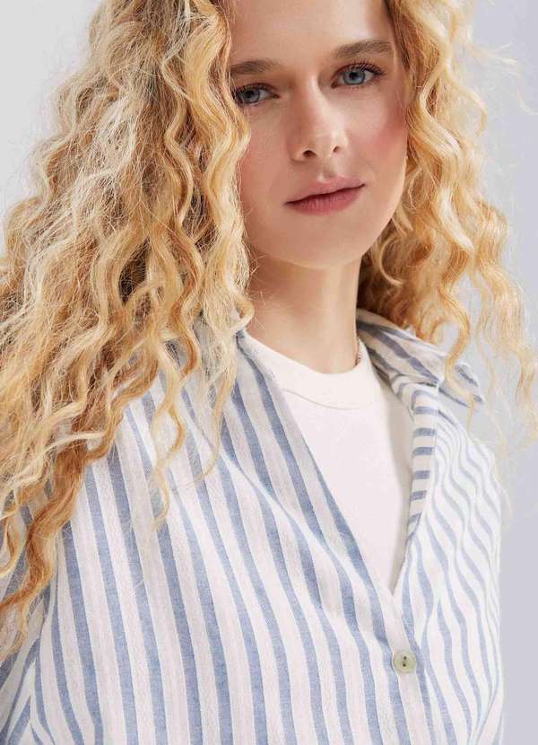 Hering - Camisa Feminina Manga Longa Listrada Azul 4