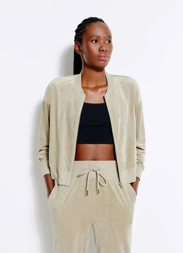 Hering - Jaqueta Esportiva Feminina Bomber em Plush Marrom