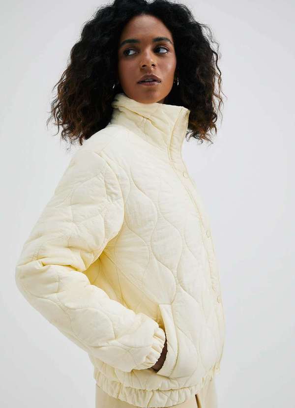 Hering - Jaqueta Feminina Puffer Gola Alta em Nylon Amarelo