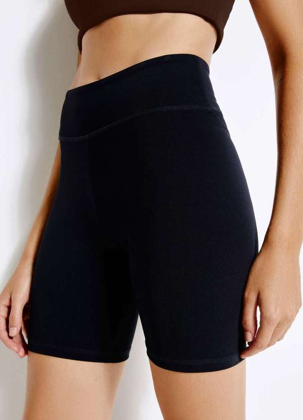 Hering - Bermuda Esportiva Feminina Protecao Uv Preto 2