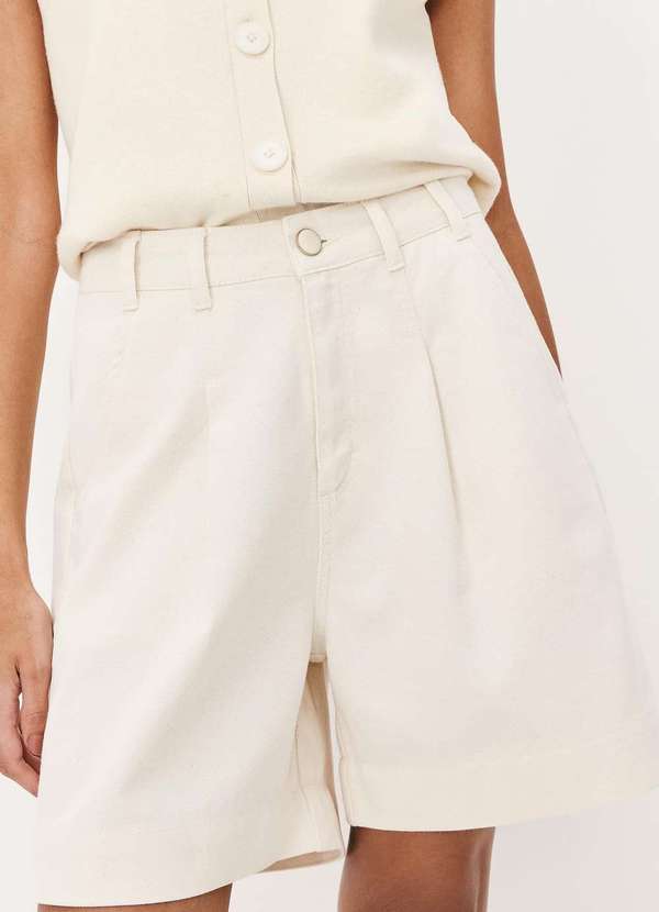 Hering - Bermuda Feminina Reta de Sarja Amarelo 4