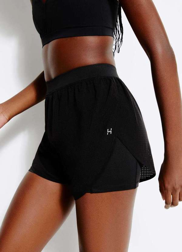 Hering - Shorts Esportivo Feminino Texturizado Easy Care Preto 2