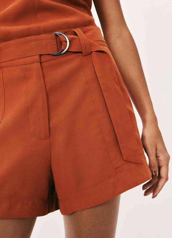 Hering - Shorts Feminino em Peach Touch com Cinto Laranja 2