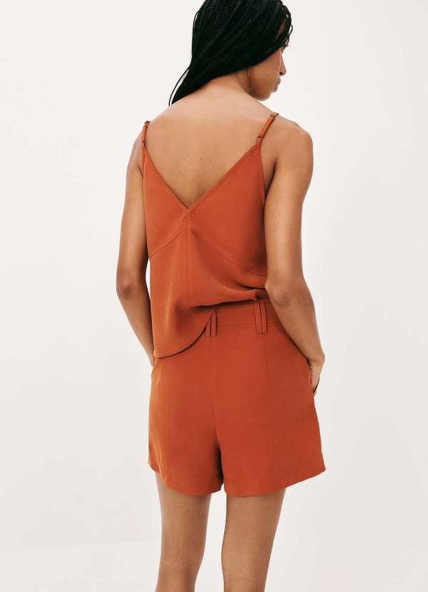 Hering - Shorts Feminino em Peach Touch com Cinto Laranja 3