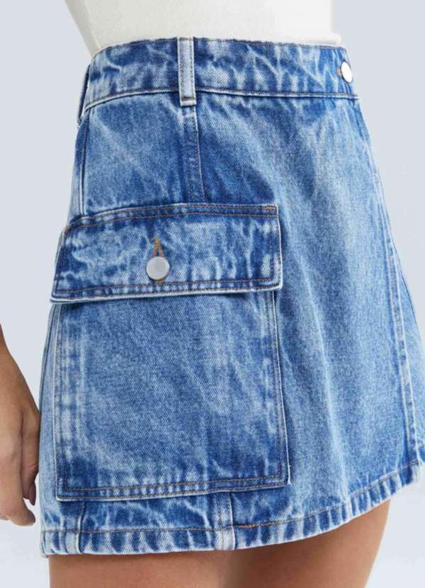 Hering - Shorts Saia Jeans Cargo Cintura Media Azul 2