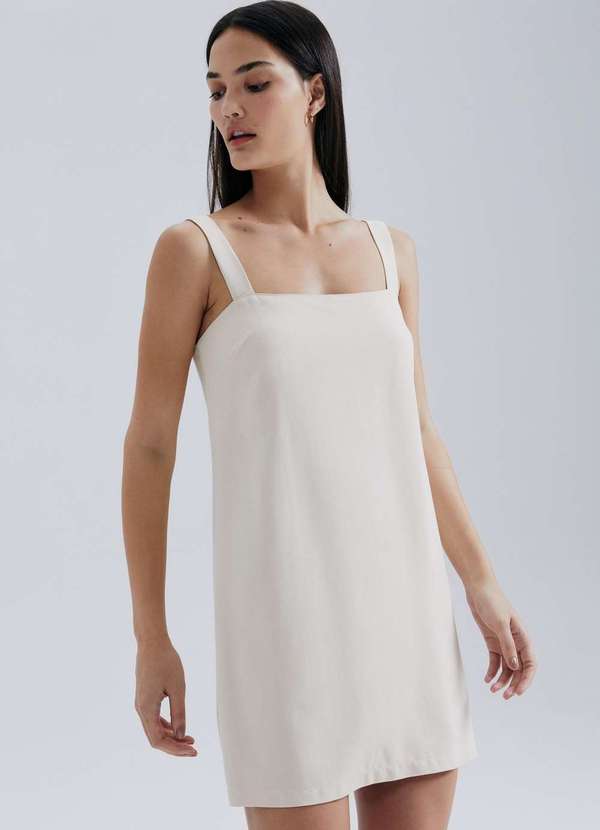 Hering - Vestido Curto em Viscose Creponada Bege