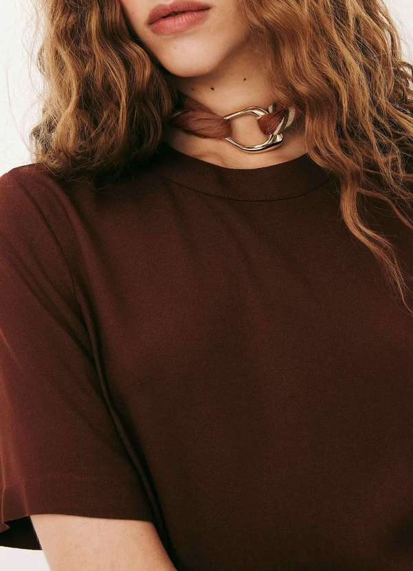 Hering - Vestido Curto em Viscose Creponada Roxo 4