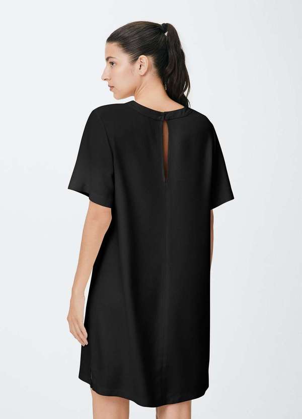 Hering - Vestido Curto em Viscose Creponada Preto 3