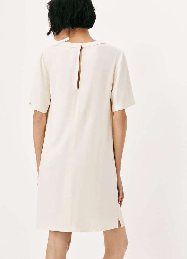 Hering - Vestido Curto em Viscose Creponada Bege 3