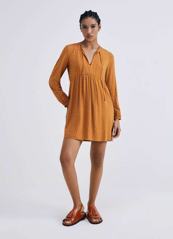 Hering - Vestido Curto Evase Manga Longa Marrom