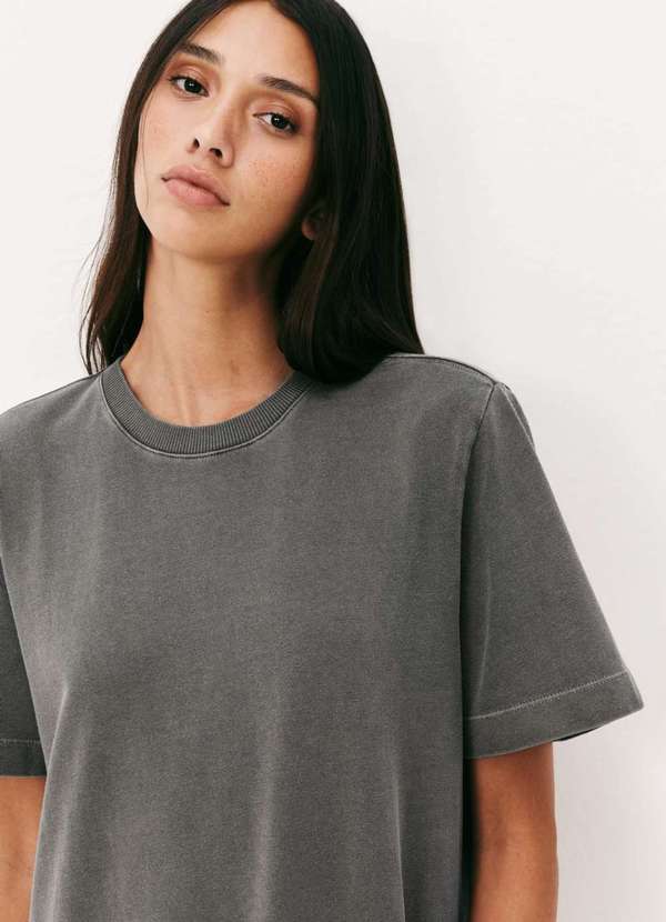 Hering - Vestido Curto Reto Estonado Preto 2