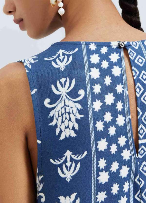 Hering - Vestido Curto Trapezio Estampado Azul 4