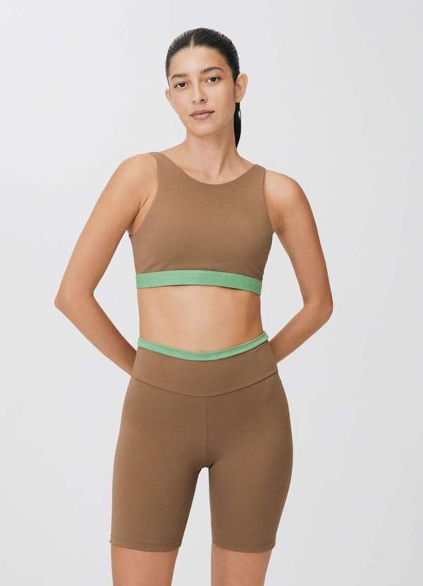 Hering - Bermuda Esportiva Feminina com Fio Lycra Marrom