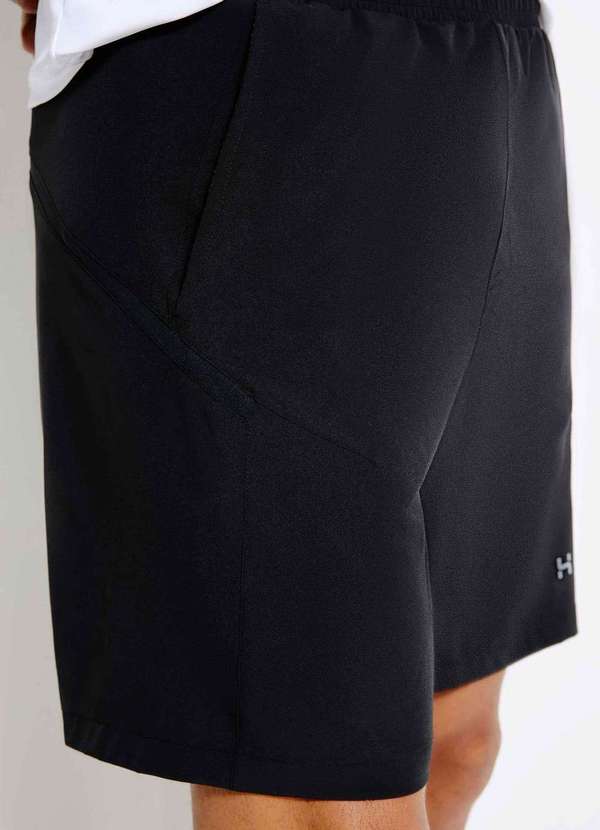 Hering - Bermuda Esportiva Masculina com Recorte Preto 2