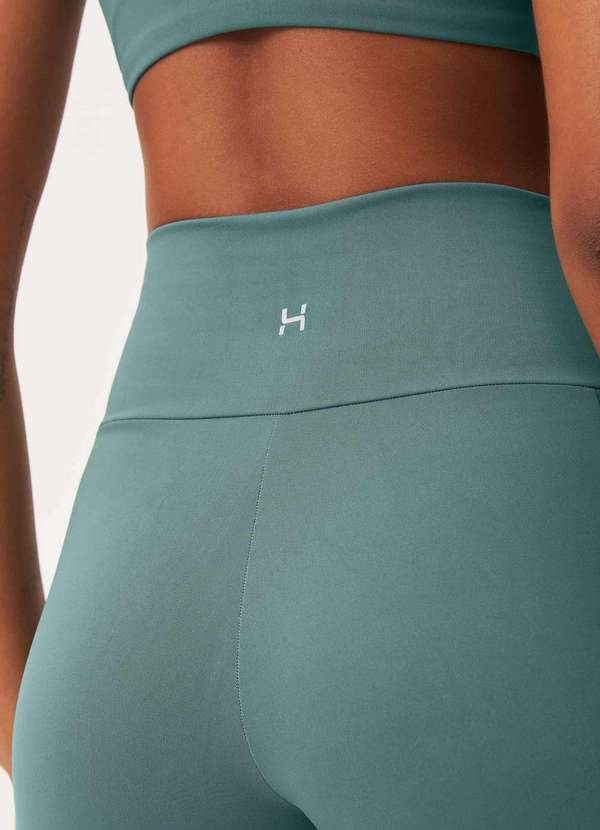 Hering - Bermuda Feminina Esportiva Biker com Fio Lycra Verde 5