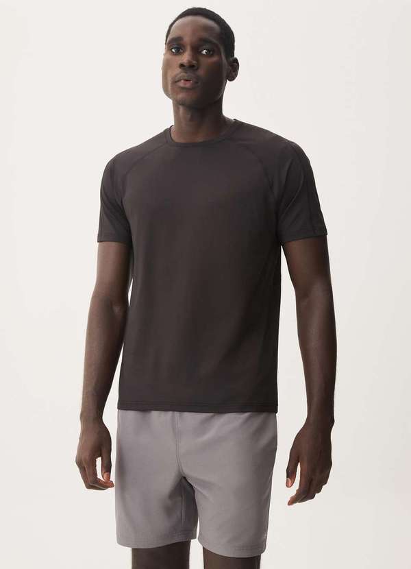 Hering - Camiseta Esportiva Masculina Easy Care Texturizada Preto