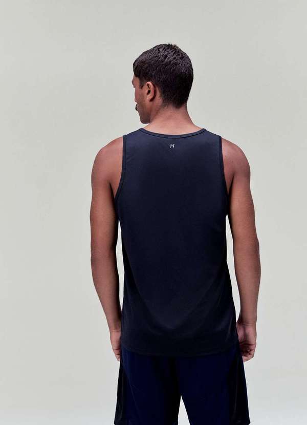 Hering - Regata Esportiva Masculina Texturizada Preto 4