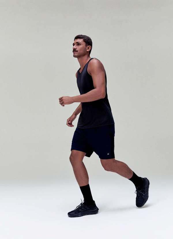 Hering - Regata Esportiva Masculina Texturizada Preto 6