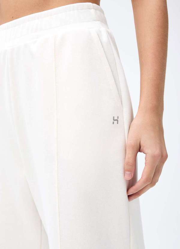 Hering - Calca Esportiva Feminina Pantalona em Malhao Branco 4